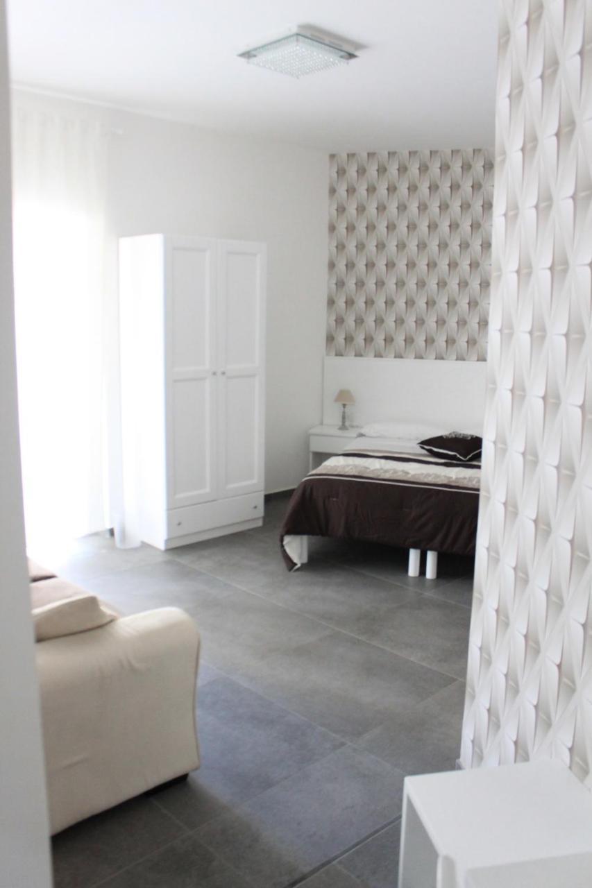 B&B Alambrado Rooms & Suites Napoli Bagian luar foto